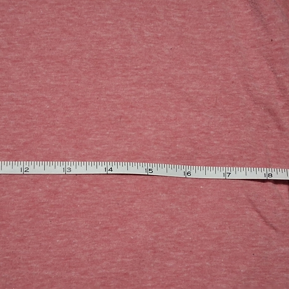 Realtree Heathered Pink Tee with Logo - Picture 7 of 8